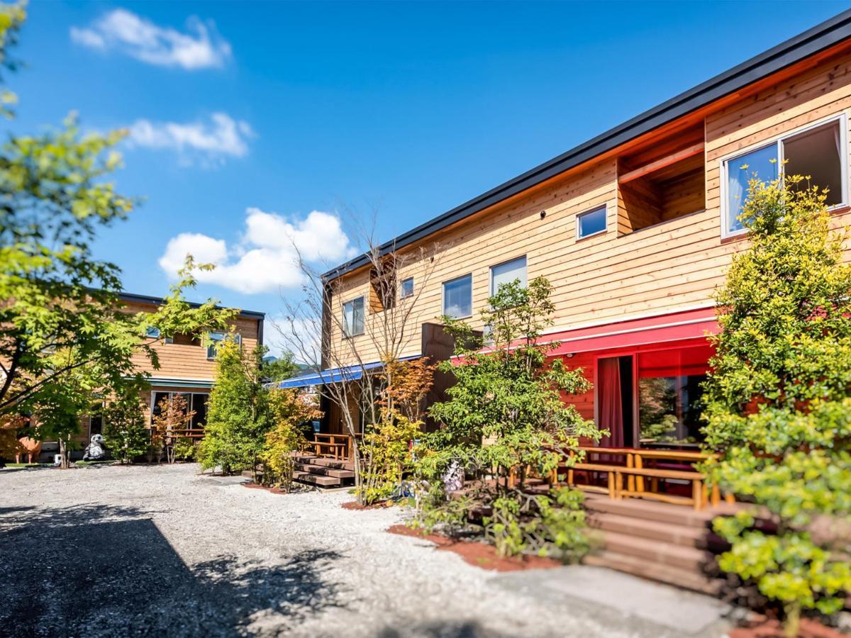 Kawaguchiko Villa Fj Resort Fujikawaguchiko Bagian luar foto