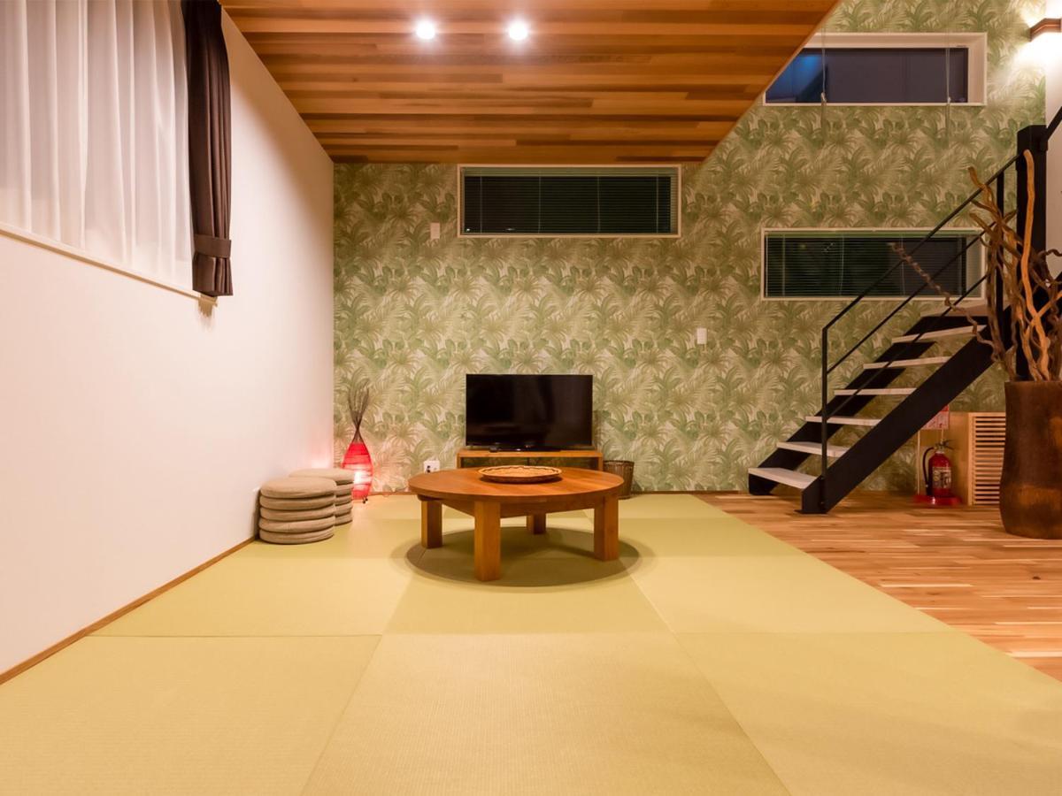 Kawaguchiko Villa Fj Resort Fujikawaguchiko Bagian luar foto